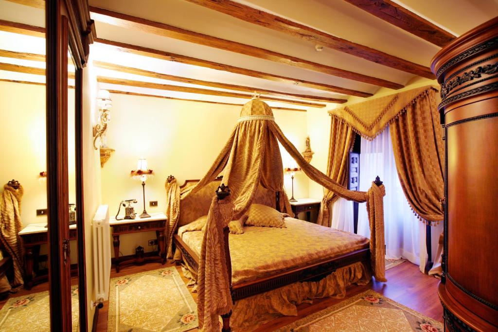 Hotel Real Casona de las Amas, Azofra