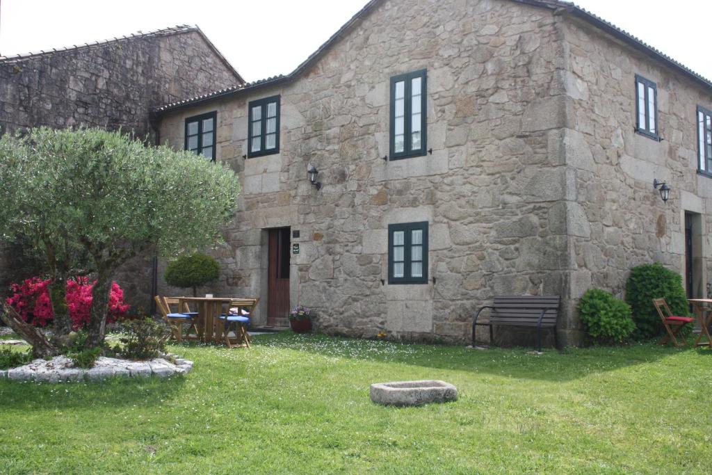 A Casa da Meixida, Os Muiños