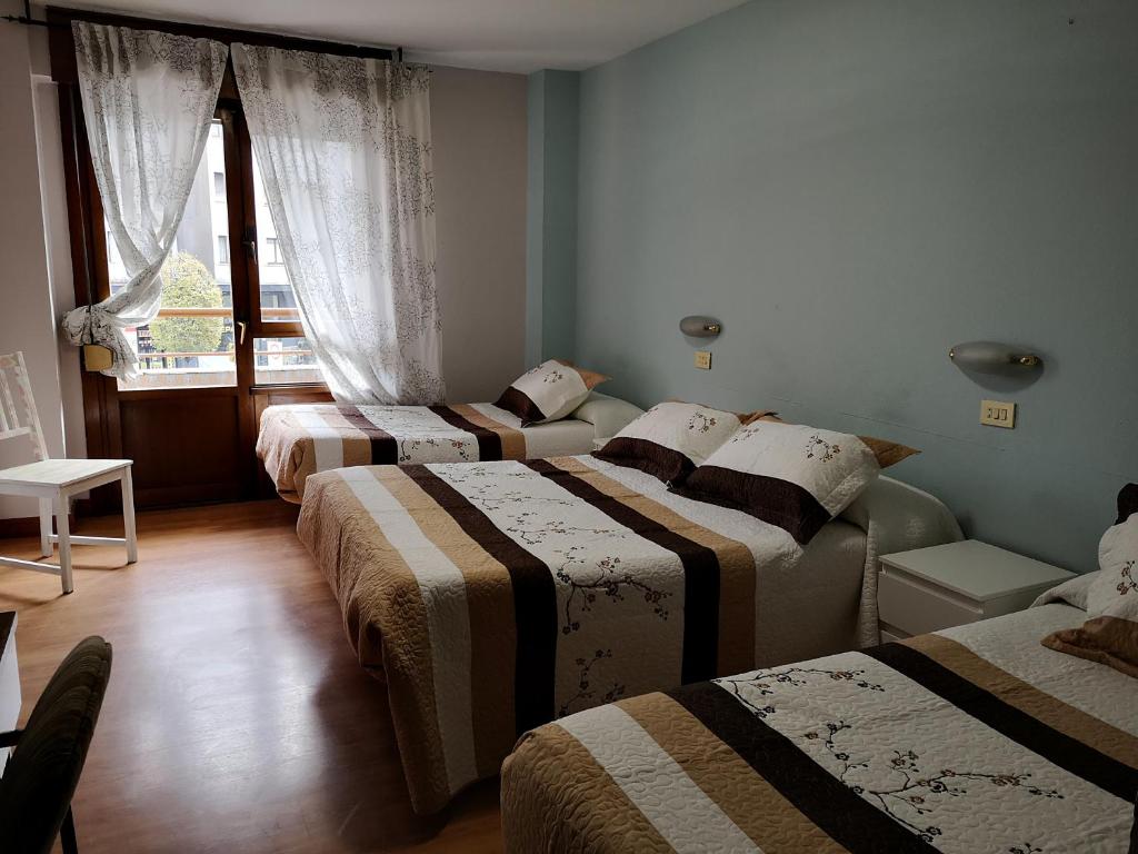 Hostal Campoamor, Gijón — photo 2