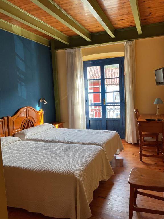 Hotel Cuevas del Mar, Nueva — photo 2