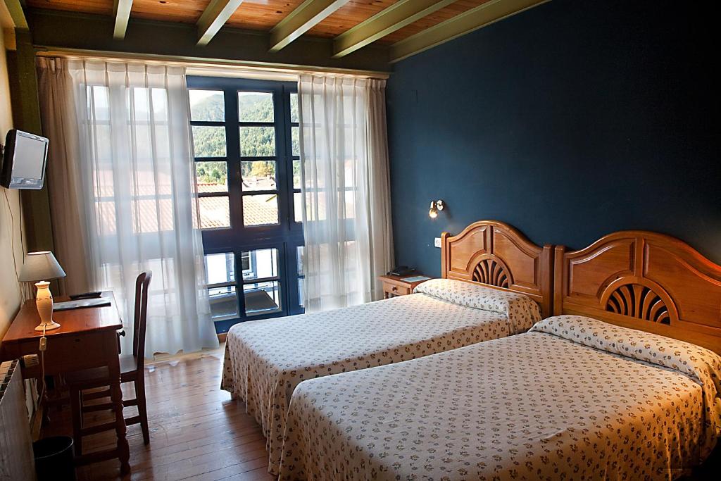 Hotel Cuevas del Mar, Nueva — photo 3
