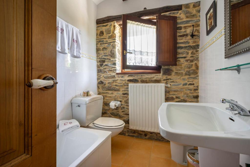 Hotel Rural Casa Peleyón, Figueras — photo 3