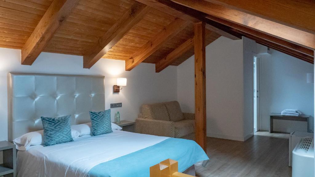 Hab Urban Hostel, Segovia — photo 2