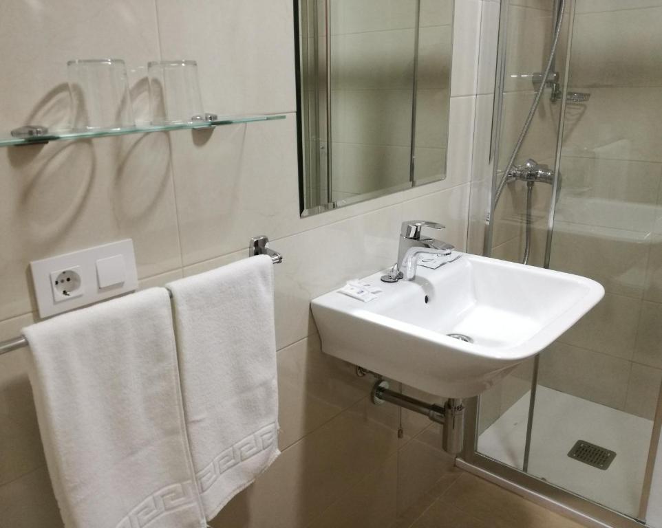 Hotel Almendra, Ferrol — photo 2