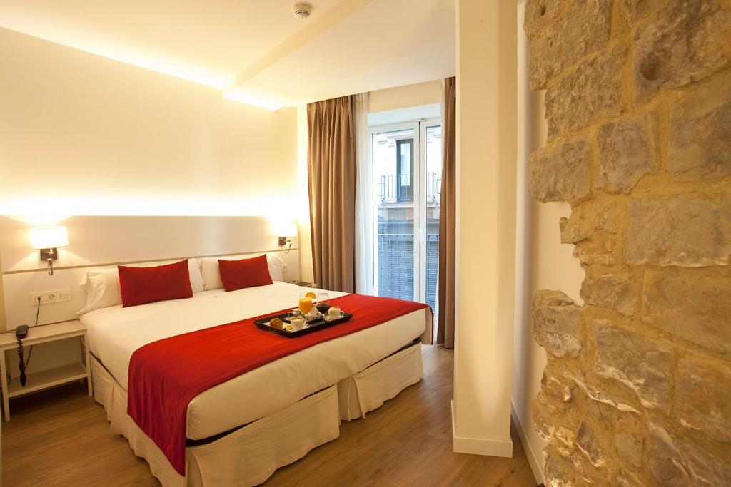 Hotel Pompaelo Plaza Del Ayuntamiento & Spa, Pamplona — photo 2