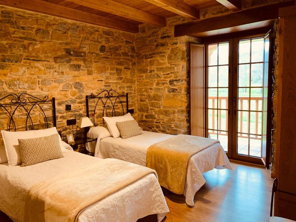 Albergue and Pensión Casa Lixa, Las Herrerías