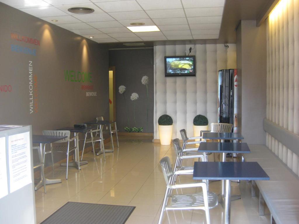 Albergue Santo Santiago, Santiago de Compostela