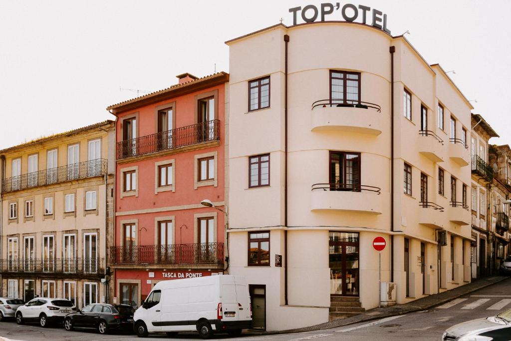 Top'Otel, Barcelinhos