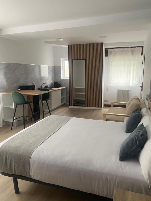 Hotel Iberia, Cabanas