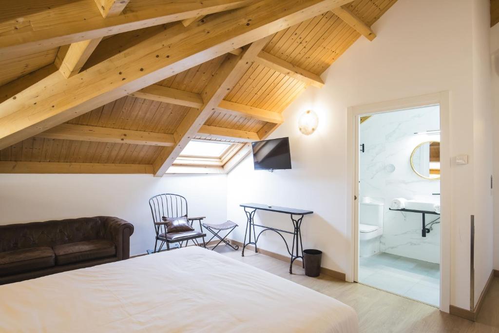 Hotel Alda Triacastela, Triacastela — photo 2