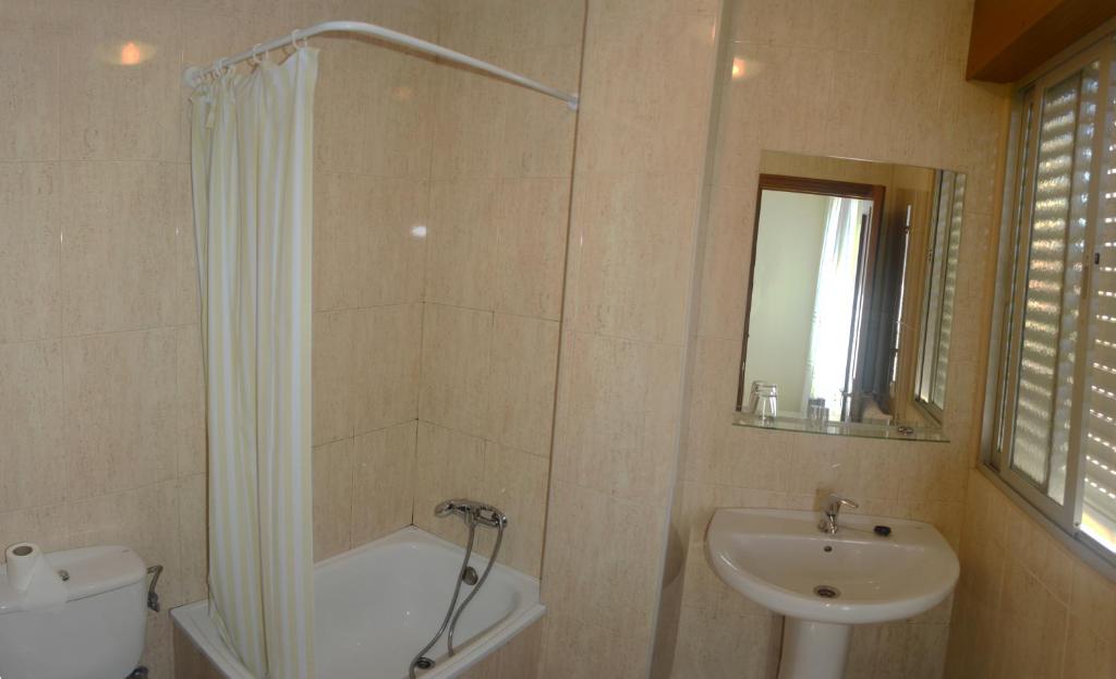 Hostal Baviera, Pesués — photo 3
