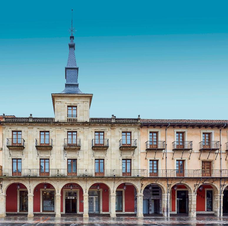 Hotel NH Plaza Mayor, León
