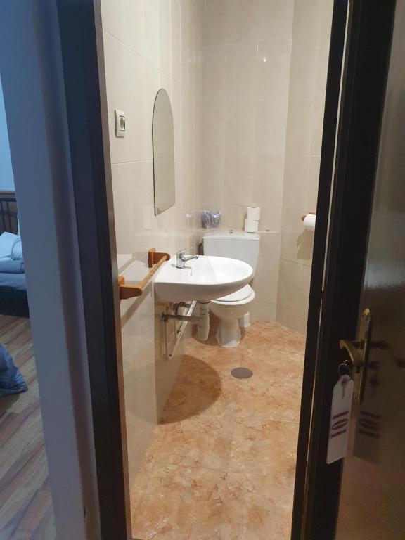 Hostal A Concha, Lavacolla — photo 3