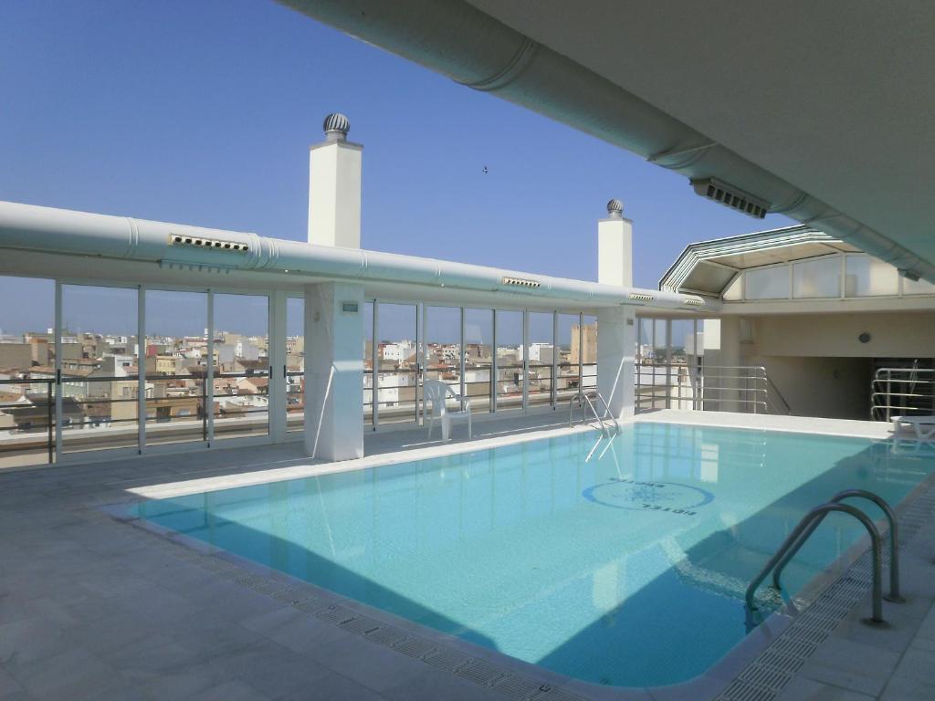 Hotel Bartos, Almussafes