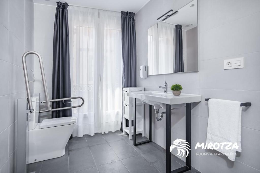 Mirotza Rooms & Apartments, Orio — photo 3