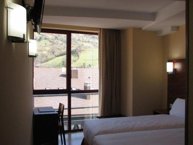 Hotel Ruta de la Plata, Pola de Lena