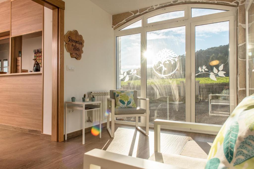 Albergue Turístico La Yalga, Querúas