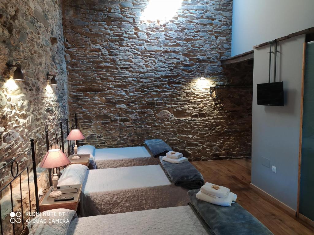 Albergue Atrio, Triacastela