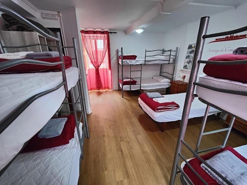 Albergue Vintecatro, Tivo — photo 3