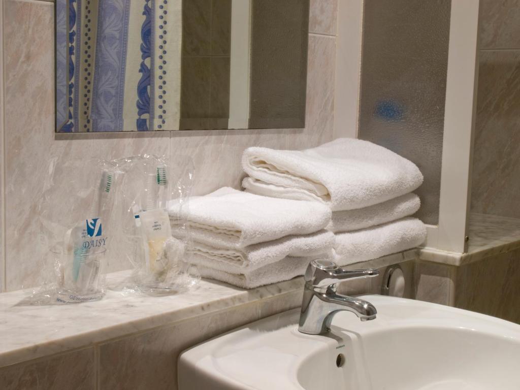 Hotel Marcial, Xubia — photo 3