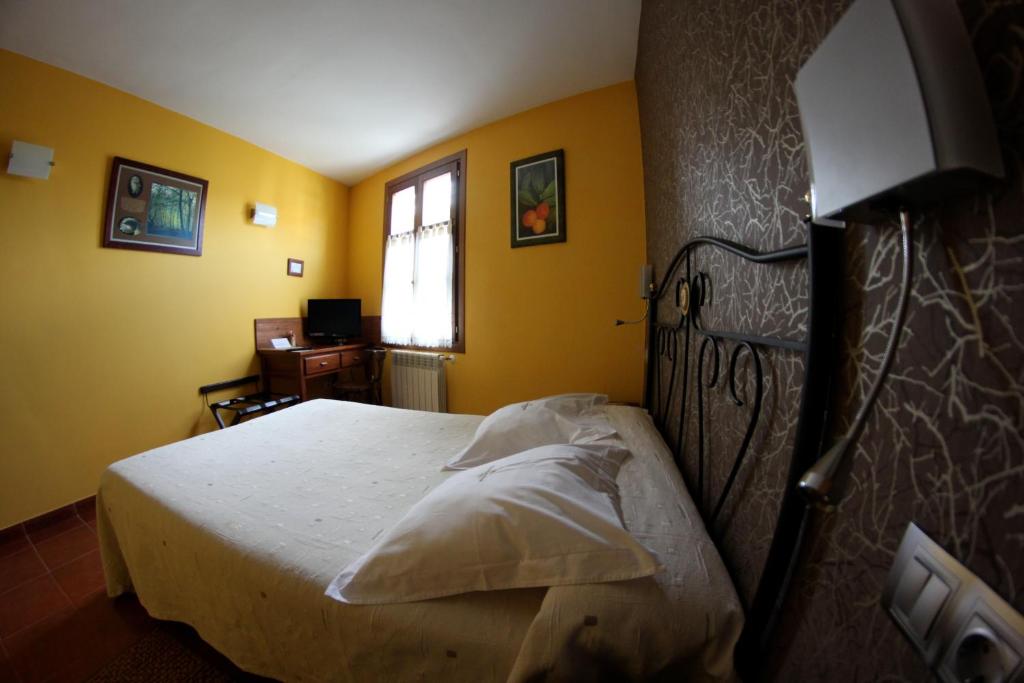 Hotel Rural Cuartamenteru, Poo — photo 2
