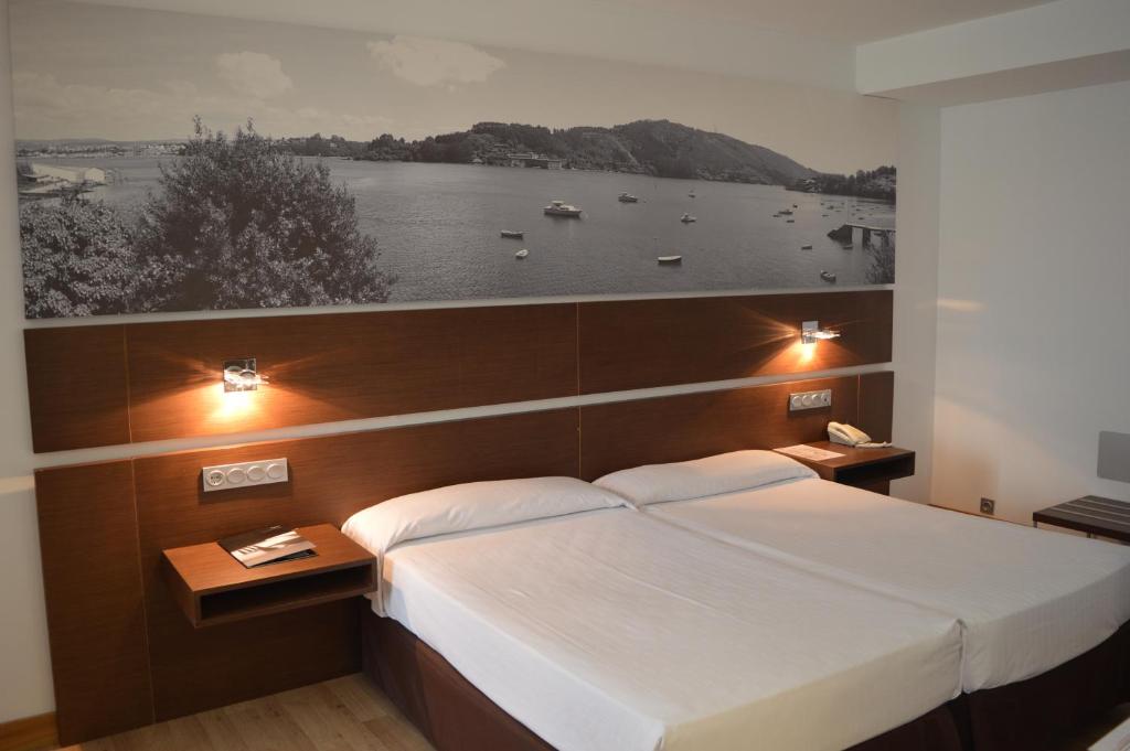 Hotel Odeón, Polígono da Gándara — photo 2