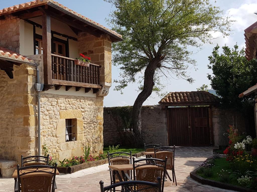 Posada Condado de la Mota, Mogro