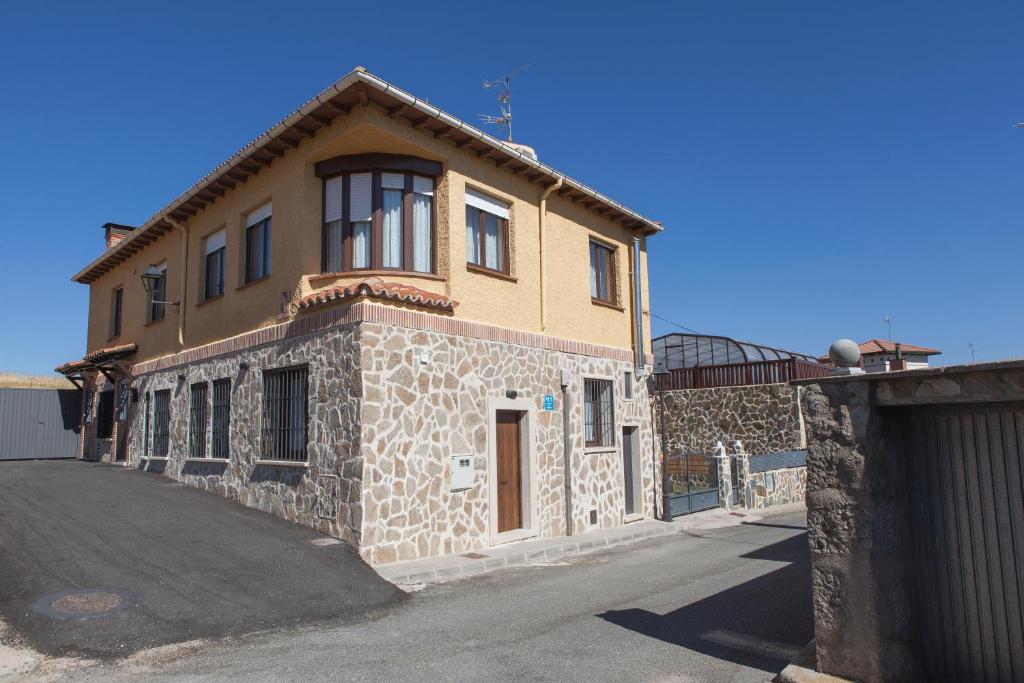 Casa Rural El Mendrugo, Tornadizos de Ávila