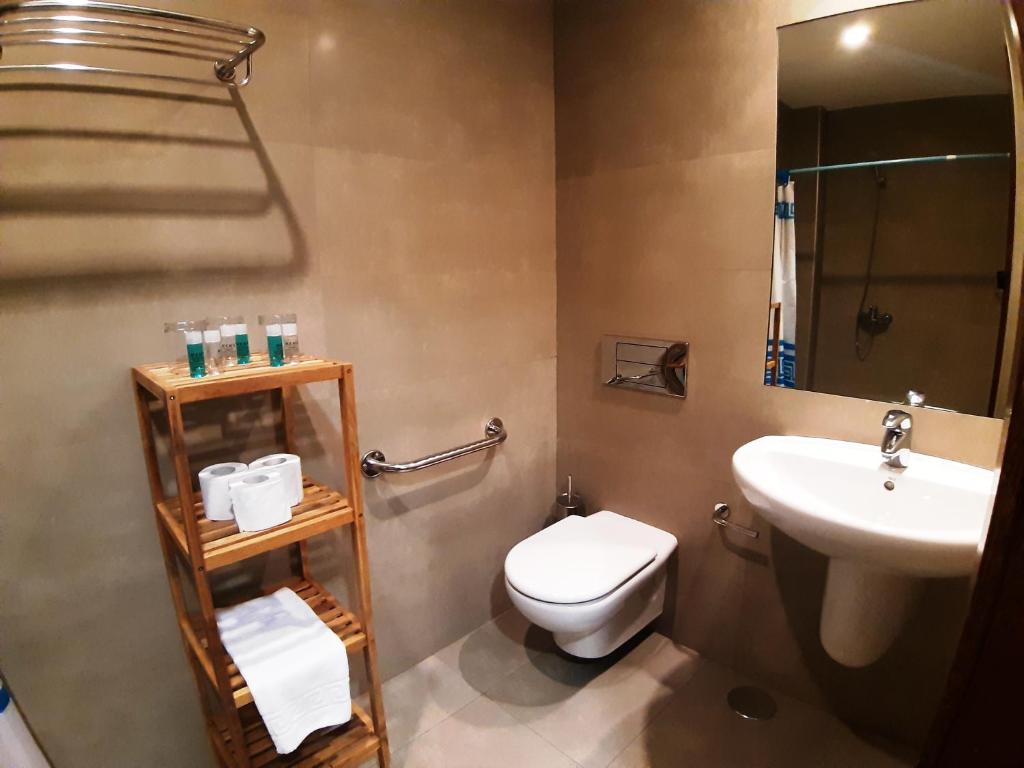 Hostal Nirvana, Ponferrada — photo 2