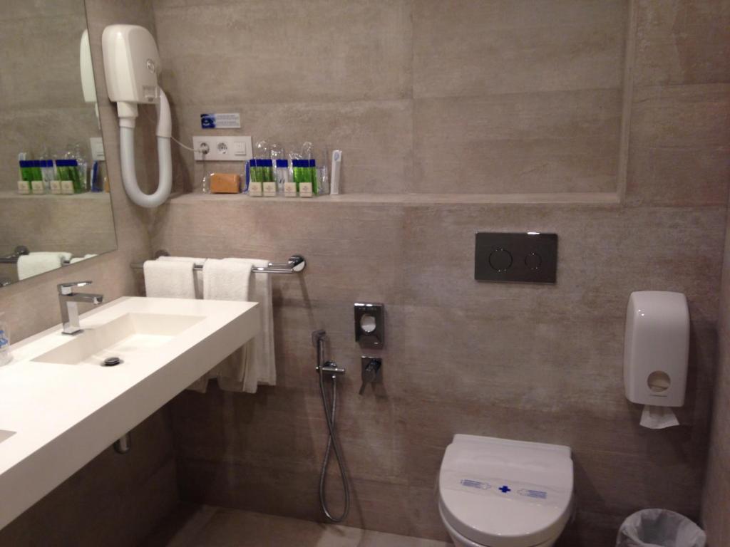 Las Rocas Playa Hotel, Castro Urdiales — photo 2