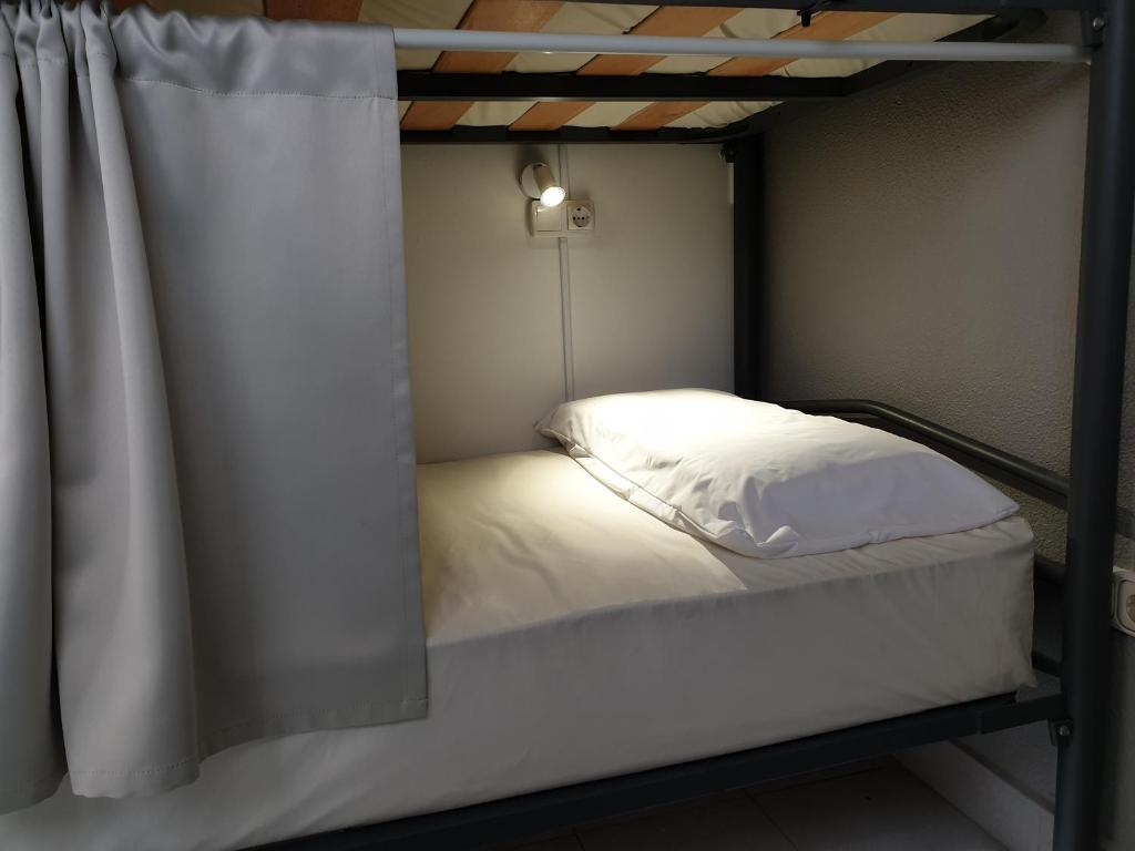 Albergue Porta Real, Santiago de Compostela — photo 2