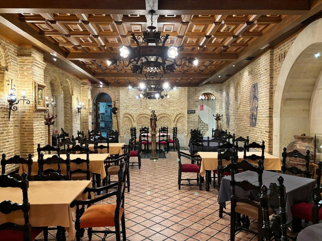 DORMERO Hotel y Albergue Sahagún, Sahagún — photo 2