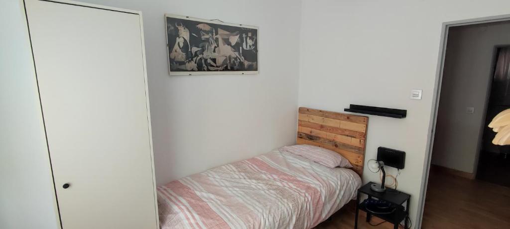 Apartamento En Zona Céntrica Y Tranquila., Pamplona — photo 2