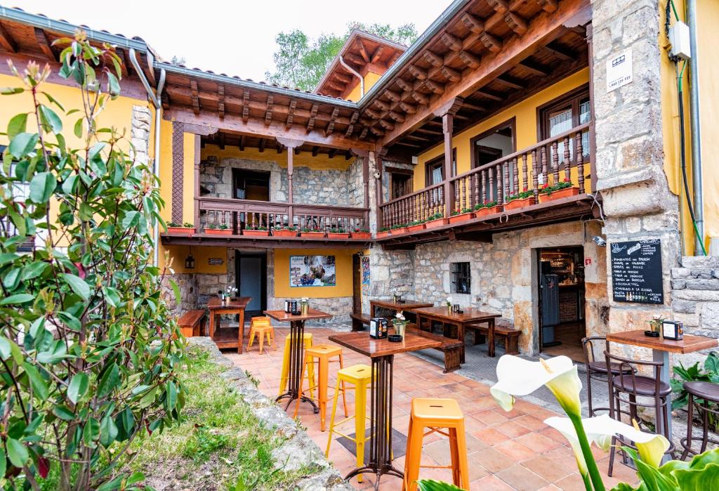 Albergue de peregrinos Santa Marina, Buelna