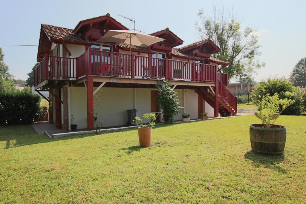 Le Jai Alai, Saint Jean Pied De Port
