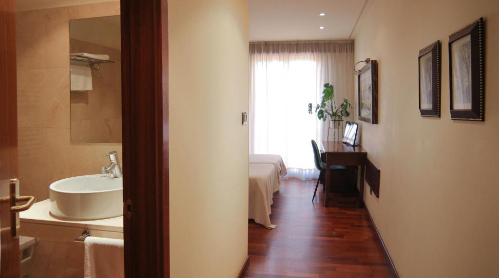 Hotel Garelos, Betanzos — photo 3