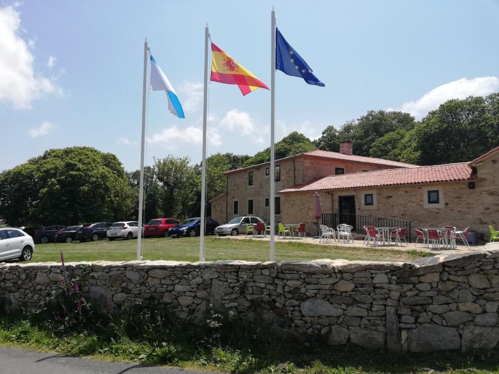 Hostería Calixtino, Os Valos