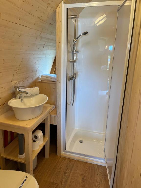 Albergue and Camping Deva, Deva — photo 3