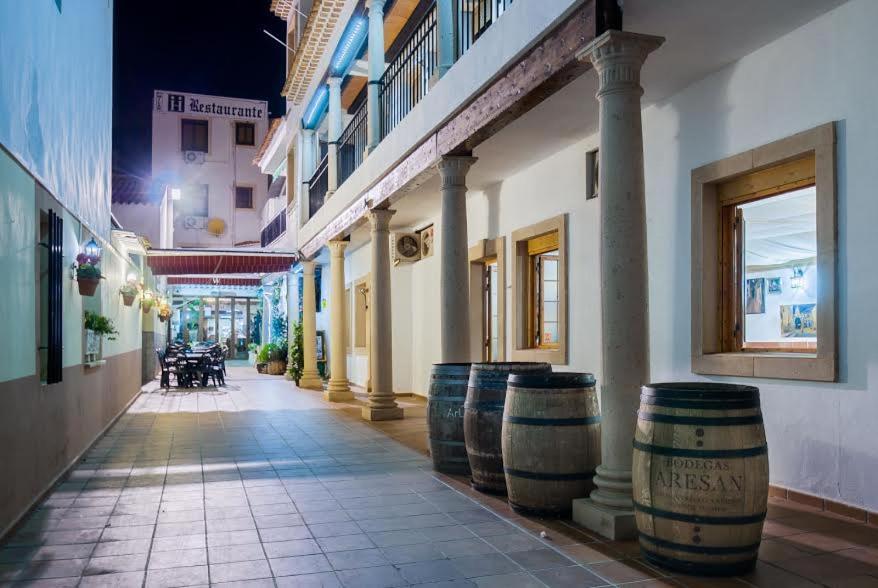 Hostal Milán I, San Clemente — photo 2
