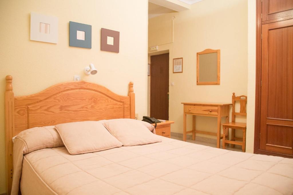Hostal Sierpes, Sevilla — photo 2