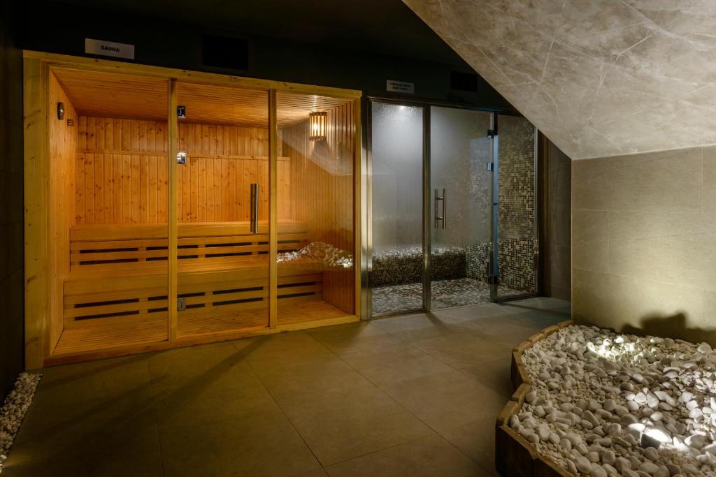 Hotel Oroel, Jaca — photo 3
