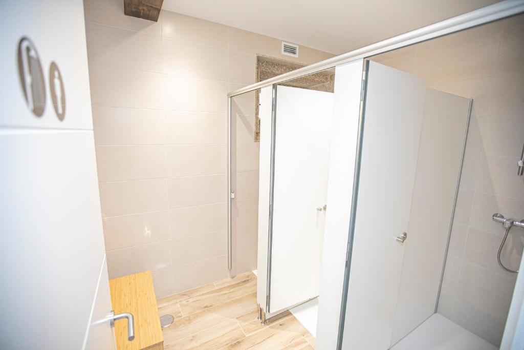 Albergue A Fábrica, Lavacolla — photo 3