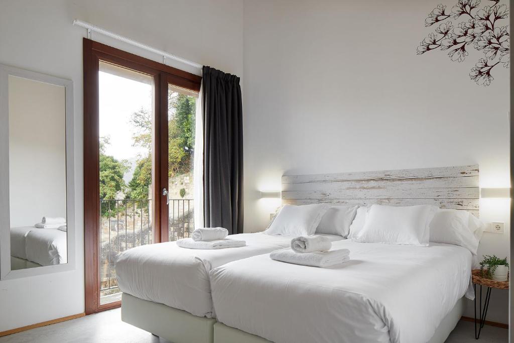Iraipe Estella Rooms, Estella