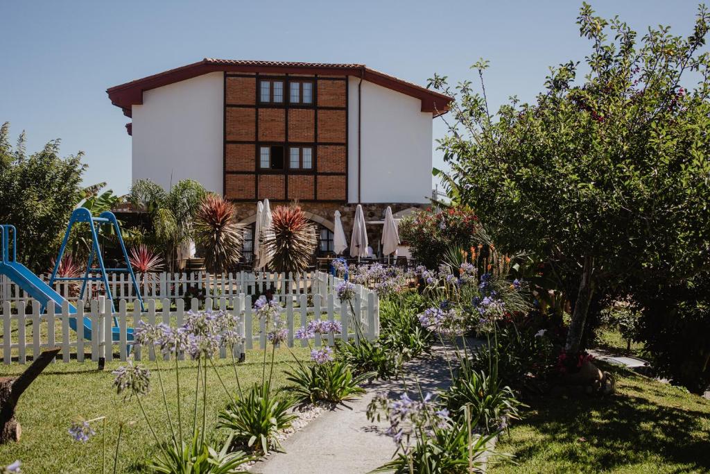 Hotel Cueli, Barreda